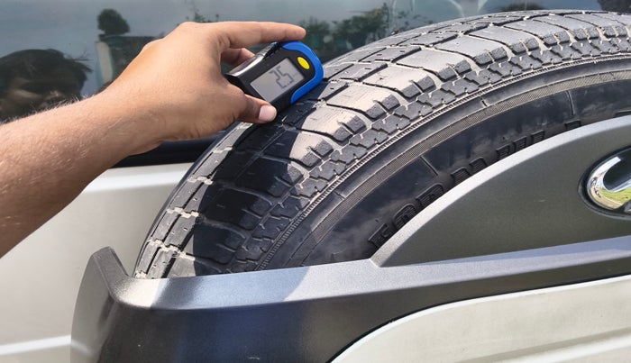 2019 Mahindra Bolero POWER PLUS SLX, Diesel, Manual, 51,999 km, tyre