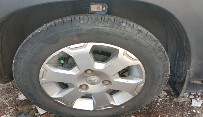 2019 Renault Kwid CLIMBER 1.0 AMT, Petrol, Automatic, 59,640 km, tyre