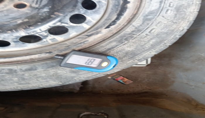 2014 Hyundai Grand i10 SPORTZ 1.1 CRDI, Diesel, Manual, 59,668 km, tyre