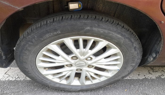 2019 Maruti Ertiga VXI SHVS, Petrol, Manual, 45,901 km, tyre