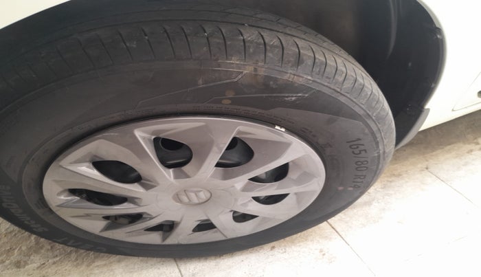 2025 Maruti Dzire VXi CNG, Petrol, Manual, 7,435 km, tyre