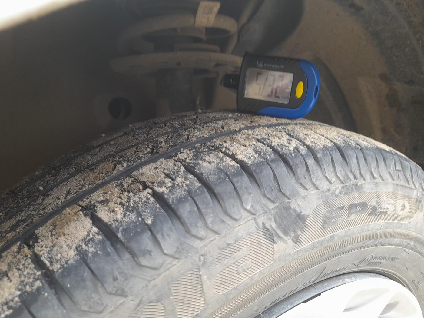 2023 Maruti Ertiga VXI SHVS, Petrol, Manual, 22,724 km, tyre
