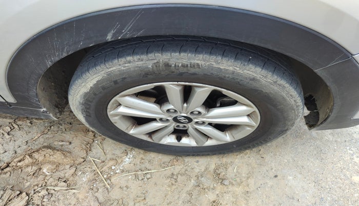 2016 Hyundai Creta SX PLUS 1.6 PETROL, Petrol, Manual, 94,491 km, tyre