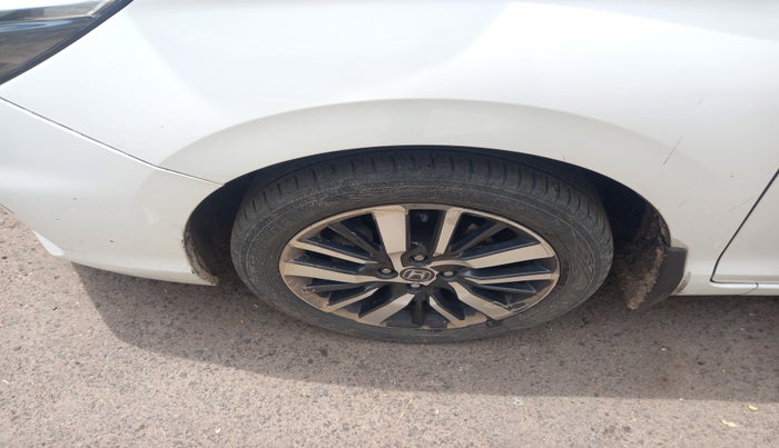 2020 Honda City 1.5L I-VTEC ZX CVT, Petrol, Automatic, 1,04,637 km, tyre