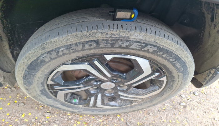 2023 Maruti BREZZA VXI, Petrol, Manual, 36,351 km, tyre