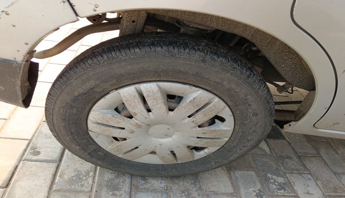 2016 Maruti Alto 800 LXI, Petrol, Manual, 75,000 km, tyre