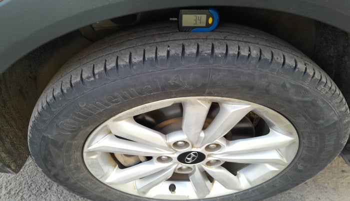 2016 Hyundai Creta S PLUS 1.4 DIESEL, Diesel, Manual, 1,87,033 km, tyre