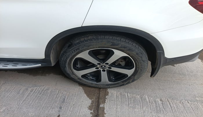 2019 Mercedes Benz GLC CLASS 220 D 4 MATIC, Diesel, Automatic, 92,000 km, tyre