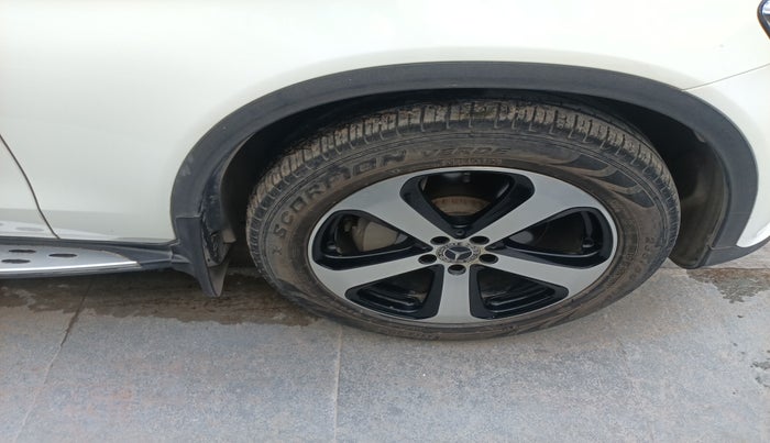 2019 Mercedes Benz GLC CLASS 220 D 4 MATIC, Diesel, Automatic, 92,000 km, tyre