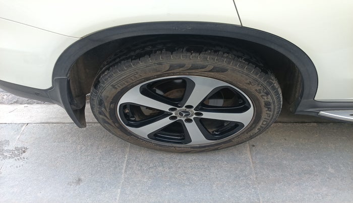 2019 Mercedes Benz GLC CLASS 220 D 4 MATIC, Diesel, Automatic, 92,000 km, tyre