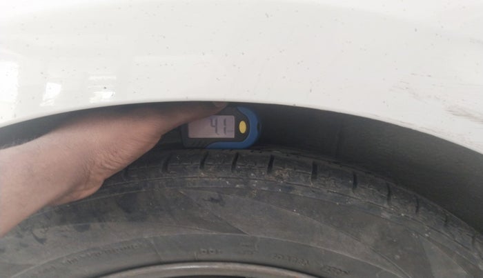 2018 Hyundai Grand i10 MAGNA 1.2 KAPPA VTVT, Petrol, Manual, 1,08,287 km, tyre