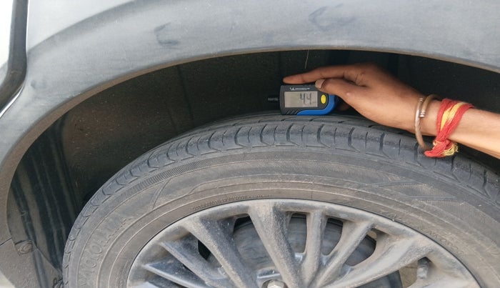 2019 Maruti XL6 ALPHA AT, Petrol, Automatic, 89,226 km, tyre