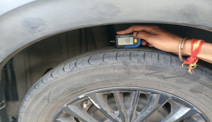 2019 Maruti XL6 ALPHA AT, Petrol, Automatic, 89,226 km, tyre