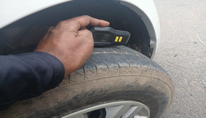 2019 Maruti Dzire VXI, Petrol, Manual, 76,152 km, tyre