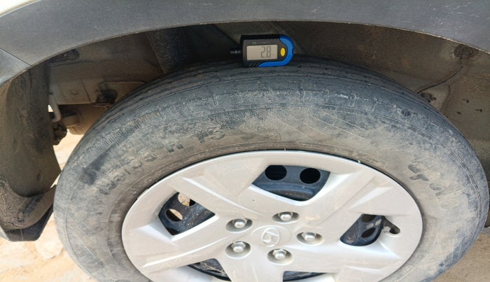 2021 Hyundai VENUE S 1.2, Petrol, Manual, 71,463 km, tyre