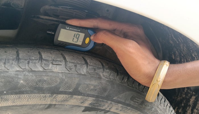 2018 Maruti Dzire VXI, Petrol, Manual, 51,192 km, tyre