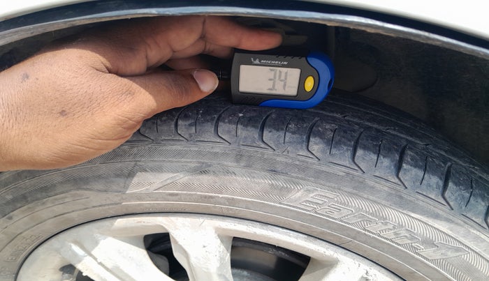 2018 Tata Tiago XTA PETROL, Petrol, Automatic, 1,32,802 km, tyre