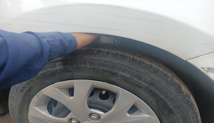 2016 Hyundai Grand i10 SPORTZ 1.2 KAPPA VTVT, Petrol, Manual, 1,39,395 km, tyre