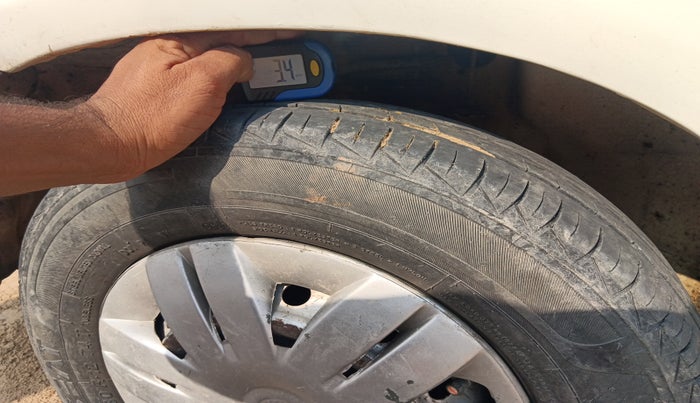 2012 Maruti Alto LXI, Petrol, Manual, 86,382 km, tyre