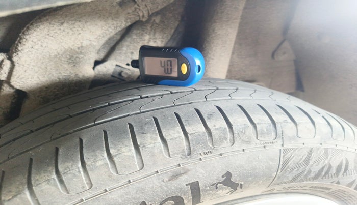 2021 Hyundai VENUE S+ 1.2, Petrol, Manual, 75,121 km, tyre