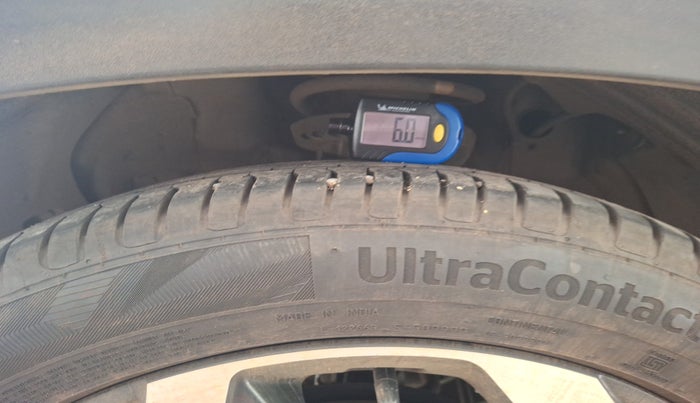 2021 Hyundai ALCAZAR 2.0 SIGNATURE (O) AT 6STR, Petrol, Automatic, 85,166 km, tyre