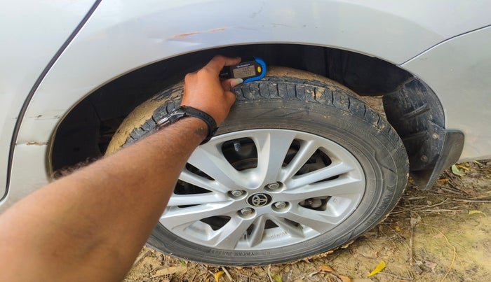 2018 Toyota YARIS V CVT, Petrol, Automatic, 71,980 km, tyre