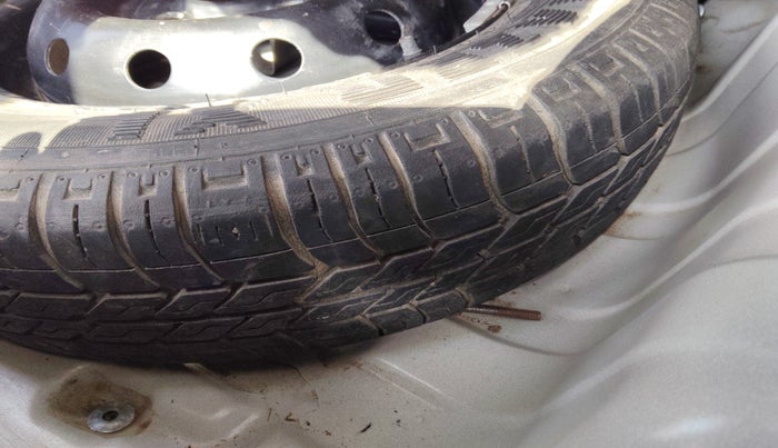 2013 Maruti Alto 800 LXI, Petrol, Manual, 27,491 km, tyre