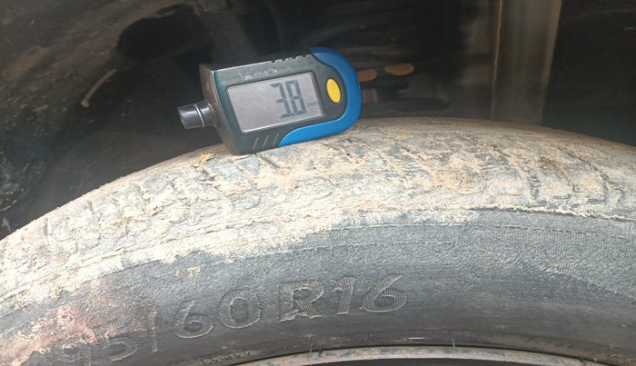 2021 Nissan MAGNITE XL, Petrol, Manual, 47,794 km, tyre