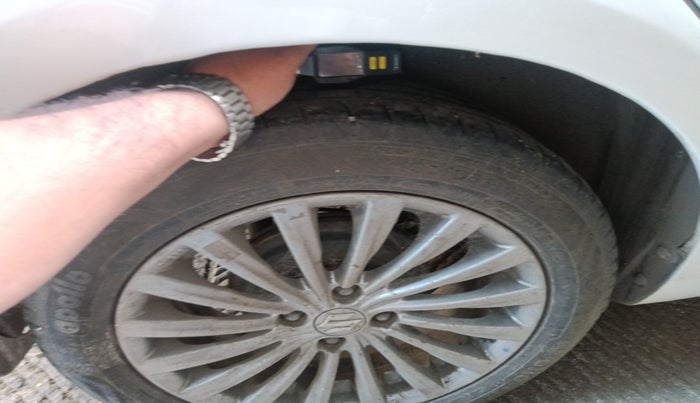 2015 Maruti Ciaz ZXI, Petrol, Manual, 44,755 km, tyre