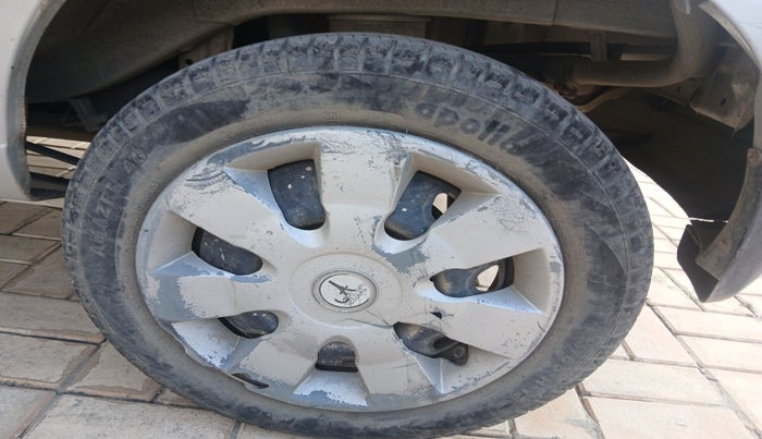 2012 Maruti Alto K10 VXI, Petrol, Manual, 79,690 km, tyre