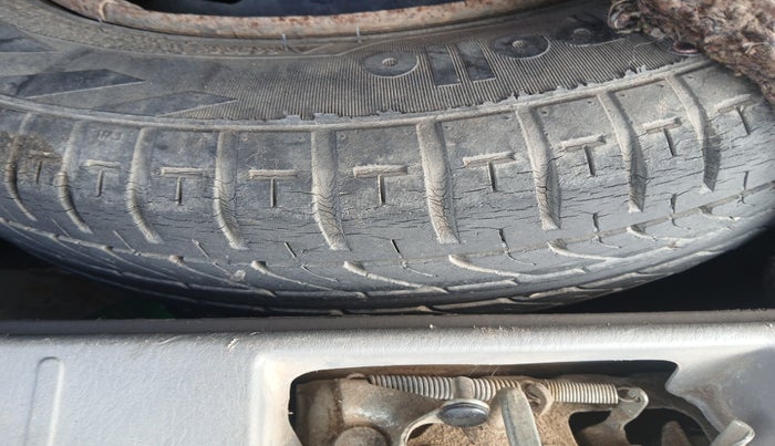 2012 Maruti Alto K10 VXI, Petrol, Manual, 79,690 km, tyre