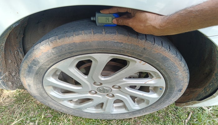 2023 Maruti Baleno  ZETA CNG 1.2L, Petrol, Manual, 80,398 km, tyre