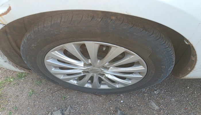 2017 Maruti Ciaz ZDI+ SHVS, Diesel, Manual, 67,245 km, tyre
