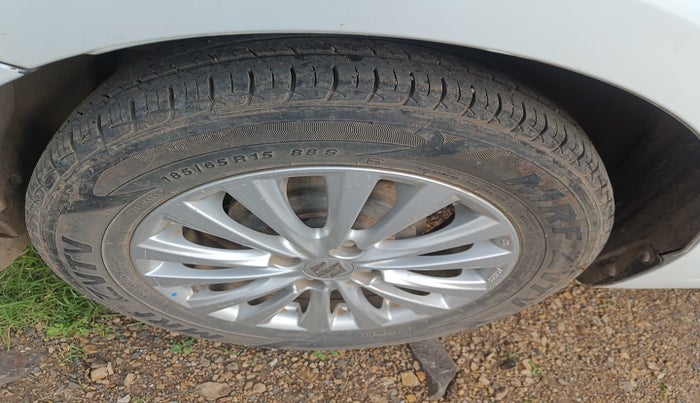 2017 Maruti Ciaz ZDI+ SHVS, Diesel, Manual, 67,245 km, tyre
