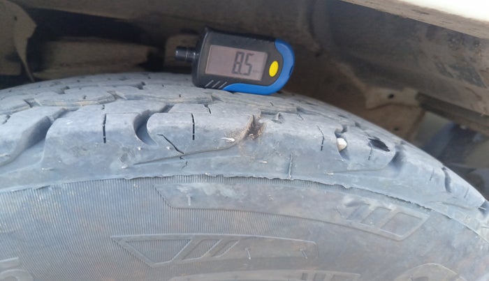 2017 Mahindra Bolero POWER PLUS ZLX, Diesel, Manual, 1,83,122 km, tyre