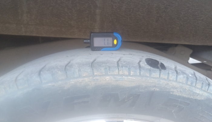 2017 Mahindra Bolero POWER PLUS ZLX, Diesel, Manual, 1,83,122 km, tyre