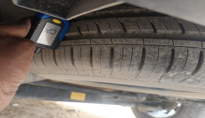 2020 Tata Harrier XZA PLUS 2.0L, Diesel, Automatic, 1,12,671 km, tyre
