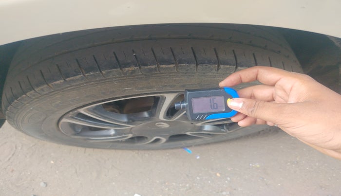 2018 Mahindra MARAZZO M8 7 STR, Diesel, Manual, 1,33,669 km, tyre