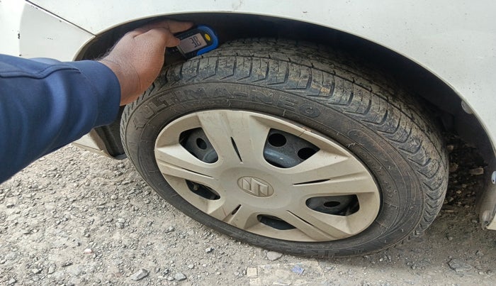 2011 Maruti Wagon R 1.0 VXI, Petrol, Manual, 1,12,046 km, tyre