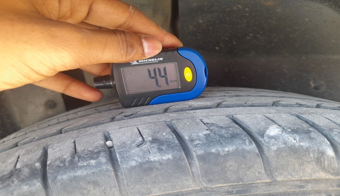 2020 MG HECTOR PLUS SHARP 1.5 PETROL TURBO DCT 6-STR, Petrol, Automatic, 40,496 km, tyre