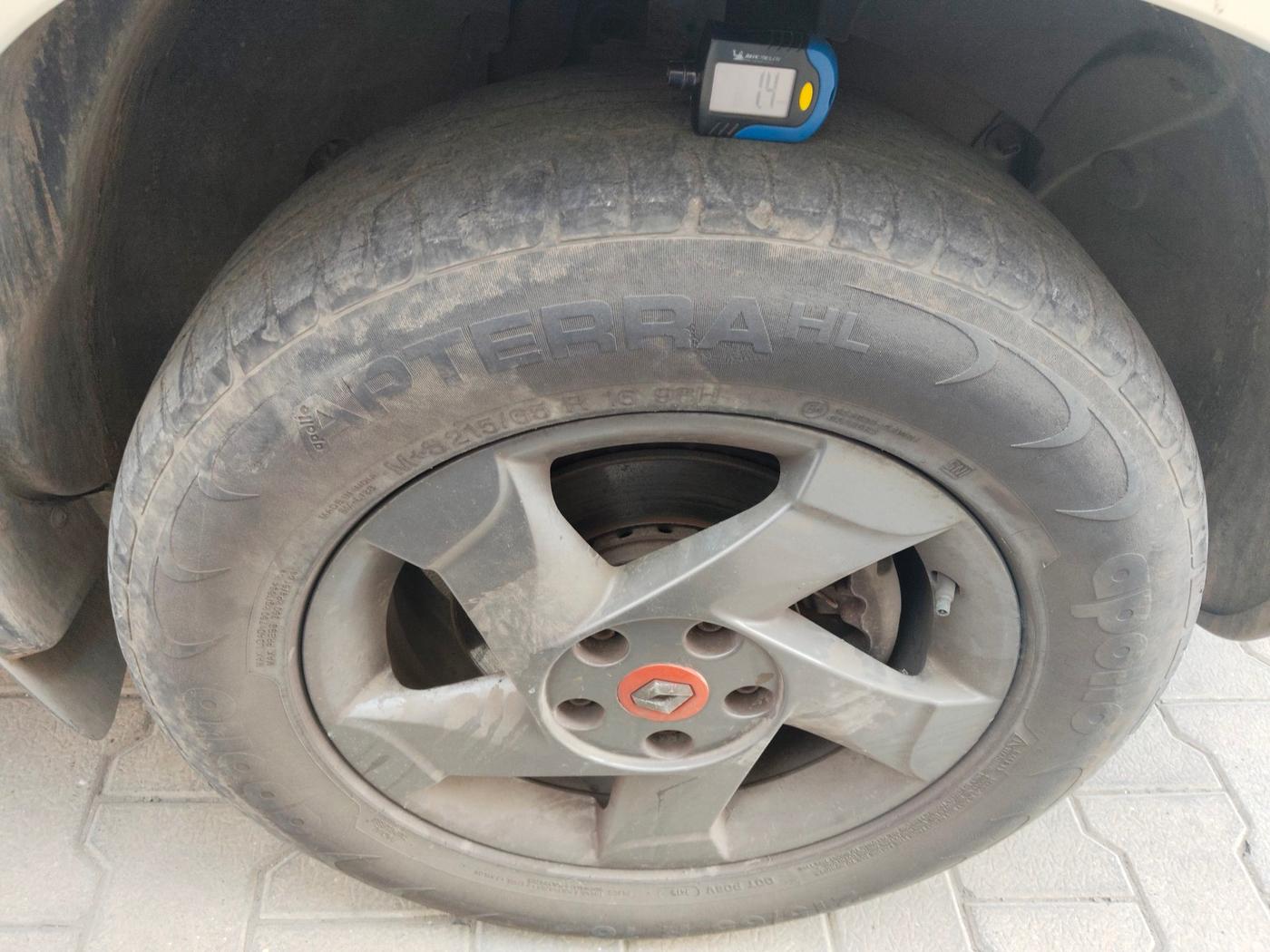 2015 Renault Duster RXL 85PS EXPLORE, Diesel, Manual, 96,522 km, tyre
