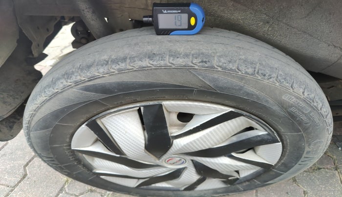 2016 Maruti Wagon R 1.0 LXI CNG, Petrol, Manual, 94,645 km, tyre