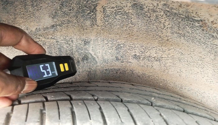 2017 Maruti Wagon R 1.0 LXI, Petrol, Manual, 60,985 km, tyre