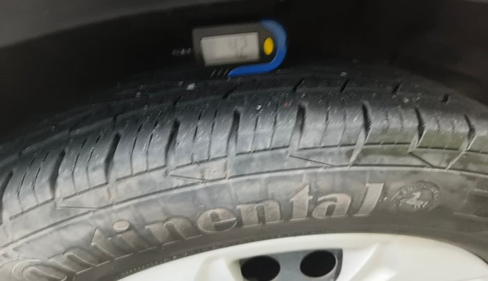 2016 Hyundai Creta S 1.6 PETROL, Petrol, Manual, 77,985 km, tyre