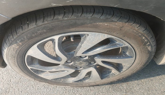 2019 Maruti Baleno ALPHA PETROL 1.2, Petrol, Manual, 1,19,928 km, tyre