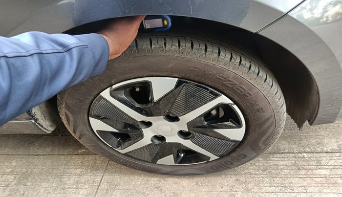 2025 Tata TIGOR XZA Plus iCNG , Petrol, Automatic, 518 km, tyre