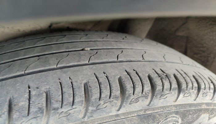 2020 Hyundai VENUE SX 1.5 CRDI, Diesel, Manual, 70,647 km, tyre