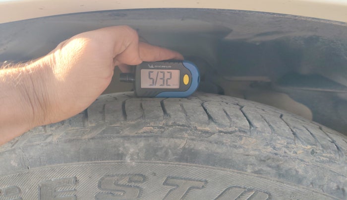 2016 Mahindra Scorpio S6 PLUS 1.99 INTELLI-HYBRID, Diesel, Manual, 92,400 km, tyre