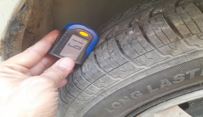 2010 Maruti Swift Dzire VXI, Petrol, Manual, 1,24,380 km, tyre