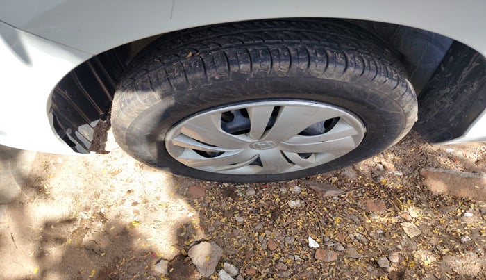 2020 Honda Amaze 1.2L I-VTEC S, Petrol, Manual, 53,429 km, tyre